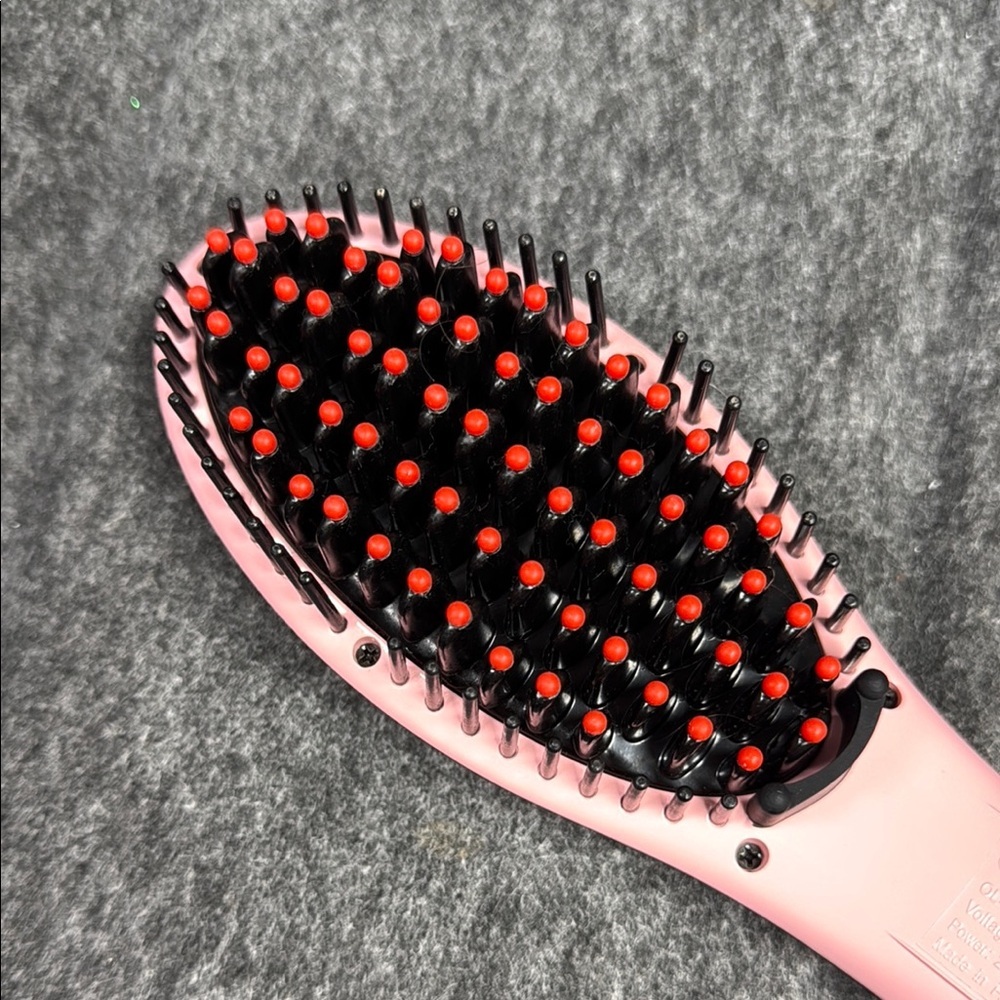 Pink Hair Straightening Brush - Picture 4 of 5